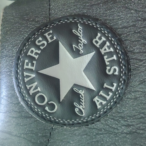 Converse Chuck Taylor leather low tops - Picture 3 of 5